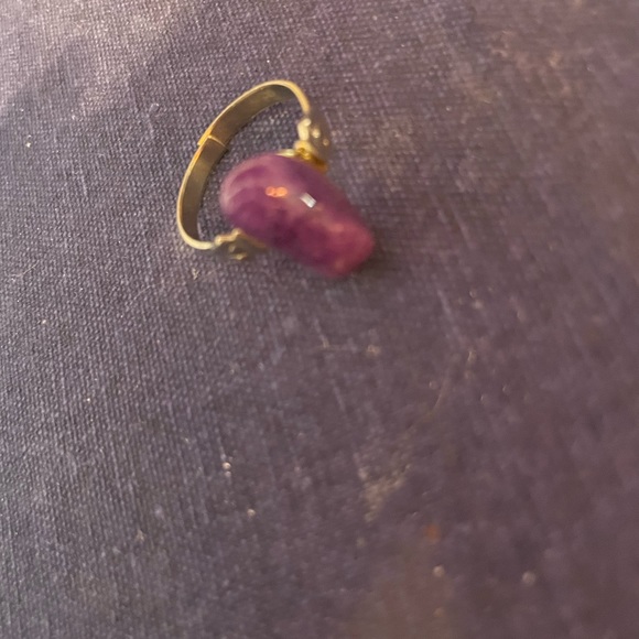 Amethyst Stone Ring - Picture 3 of 4